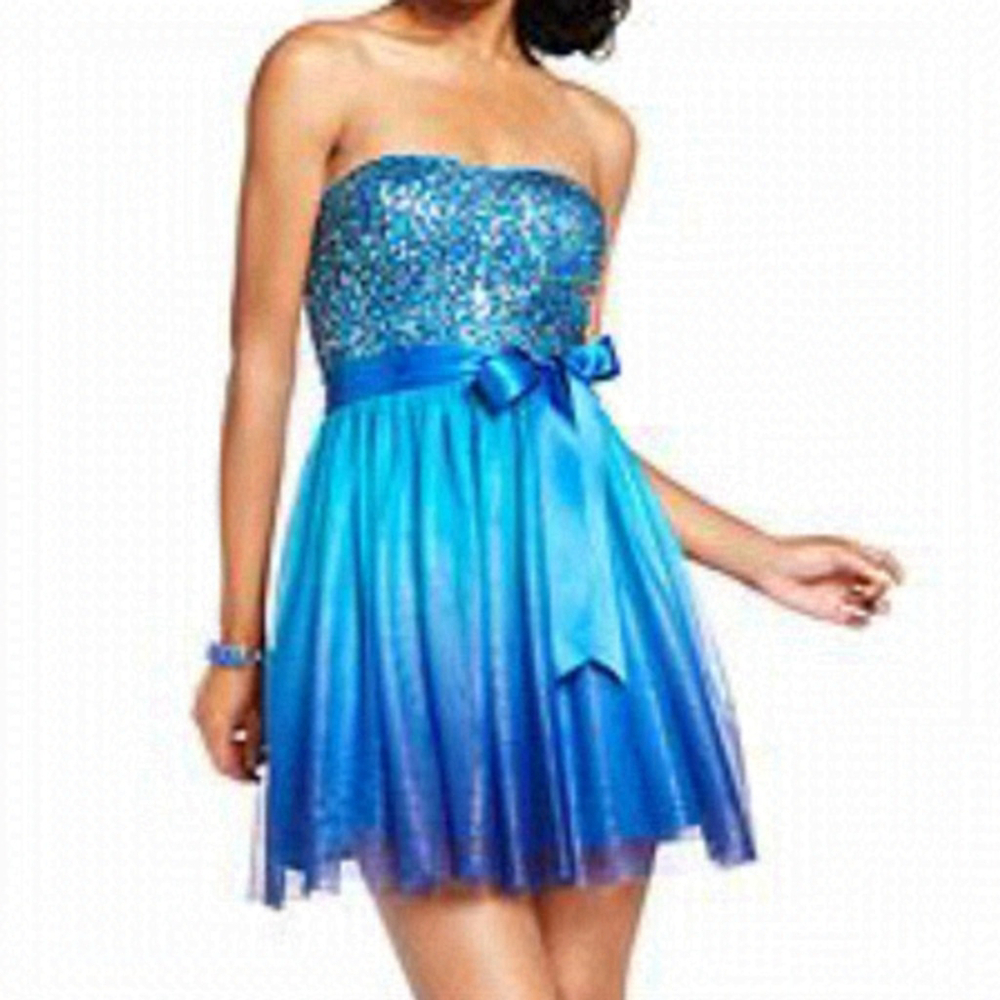 ADRIANNA Papell Hailey Logan Blue Ombre Sequin Prom Graduation Semi Dress
